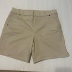 Women's Tan Shorts Khakis & Company Size 8 Summer Classic Everyday Spring Casual Photo 0