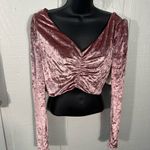 WAYF  Pink Velveteen Crop Top Size Small NWOT Photo 3