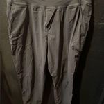Mountain Hardwear Women’s  Dark Gray Athletic Pants Size Large Photo 0