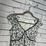 Loft Ann Taylor Black and White Cap Sleeve Fitted Blouse SZ 2 Petite Chic Preppy Photo 2