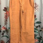 Hollister NWT- women ultra High-Rise Corduroy pants - R17/33 - light brown/gold Photo 3