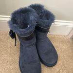 UGG Boots Photo 1
