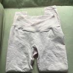 Peachybunz Obsession V Waist Scrunch Leggings Photo 5