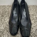 Salvatore Ferragamo  BLACK LEATHER GANCINI BUCKLE SHOES SIZE 9 B Photo 0