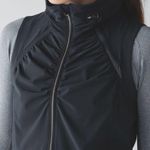 Lululemon Rare  Go the Distance Vest Black Size 6 | Retired 2015 Release Photo 5