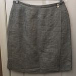 FINAL MARKDOWN Ladies’ Stephanie Andrews Wraparound Lined Houndstooth Skirt (12) Photo 0