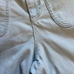 Alice + Olivia Braided Belt Wide Leg Jeans
Size 28 Y2K Photo 2