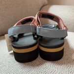 Teva  NWT Women's Flatform‎ Universal Platform Sandal in Rainbow Light Multi 11 Photo 5