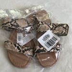 Old Navy New  two straps flat sandals, women size 7 Photo 9