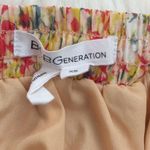 BCBGeneration ‎ abstract floral ruffle tap short Photo 4