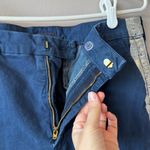 MOTHER Women’s Shaker Prep Fray Pant in Navy and Silver Size 30 Blue Photo 7