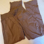 Lululemon Dance Studio  Joggers Full-Length Photo 0