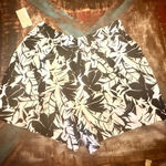 Michael Kors  Shorts Womens Floral Size M NWT Photo 0