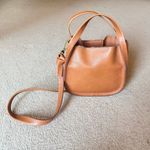 Madewell  Leather Sydney Crossbody Bag Burnished Caramel Tan Magnetic Closure Photo 6