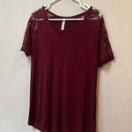 Zenana Outfitters 2/$12 Signature Women’s Burgundy Lace Short Sleeve Tunic Long Blouse M Photo 0