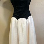 NWT Contemporary Elegance Black and Cream Satin Tulle Midi Dress Size M Photo 0