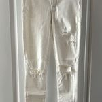 American Eagle AE Next Level Ripped Super High-Waisted Jegging. Off-white. Size 4. Photo 0