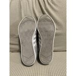 Adidas Women's Casual Sneakers Size 9 Lace-Up, Low Top, Gray Fabric Suede Photo 4