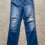 Levi's Levi’s Skinny Leg Flatters & Flaunts medium wash blue jeans women’s size 6 8 Photo 0