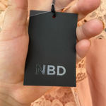 NBD  Peach Allover Lace Cold Shoulder Dress small Photo 12