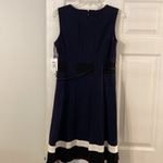 Calvin Klein  Dress brand new with tag size 6 with belt around waist Photo 7
