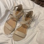 Kenneth Cole  Reaction Cream Women's Sandals Photo 1