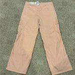 American Eagle NWT Outfitters Coral Cargo Pants Size 14 Photo 4