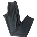 Athleta Salutation Stash Embossed 7/8 Tights in size M. Photo 0