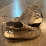 Luna Tan Heals Photo 1