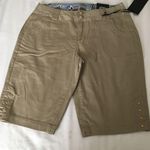 One 5 One   ladies shorts  size 8 Photo 0