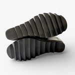 Women’s Stylish Olive Green Wedge Heel Chelsea Boots Size 7 Photo 5