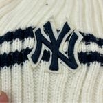 New York NY Yankees MLB Baseball New Era Cuffless Women’s Knit Beanie Hat Cap White Photo 1