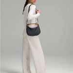 Lululemon All Night Festival Bag 5L
Black / Silver Photo 1