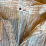 Sundry  Evereve Pop Stripe‎ Button Up Long Sleeve Shirt Chanterelle White Photo 4