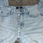 Aeropostale Light Wash Distressed Mom Jeans size 8 . Photo 5