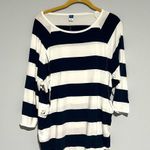 Old Navy  Navy Blue White Striped Maternity Top Size M Breastfeeding Newborn Baby Photo 0
