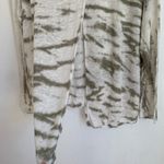 Vintage Havana NWT Long Sleeve Lightweight Tee in Green White Tie Dye Photo 4