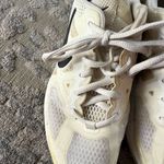 Nike  Air Max|  Cream and white Sneakers size 6 Photo 4