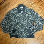 Bella Dahl  | Odelle Camo Bomber Jacket Photo 10