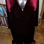 Blush Mark burgundy v Photo 0