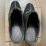 Aerosoles  Black Suede Pointy Toe. Buckled Front Blocked Heel Sz 6 Photo 2