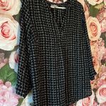 Lila Rose Black and white printed blouse •  in size M Photo 1