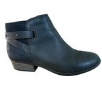 Clarks Ultimate Comfort Collection black leather side zip ankle boots size 6 1/2 Photo 1