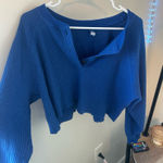 Old Navy  blue cropped thermal long sleeve  Photo 0