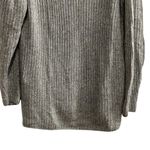 Elizabeth and James Women's Gray Ribbed Turtleneck Sweater Size M Photo 2