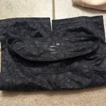 Gap  fit Patterned Navy and black Biker shorts size‎ small Photo 1