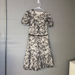 Gal Meets Glam NWT  Viola Raffia Embroidery Floral Pattern Dress Women’s Size 2 Photo 3