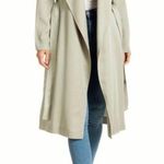 Badgley Mischka Angelina beige satinTrench XL NWT Photo 2