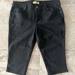 D. Jeans New York Black Capris Shorts in Black, Size 16 New w/o Tag Photo 2