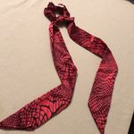 Urban Outfitters hair tie Photo 0